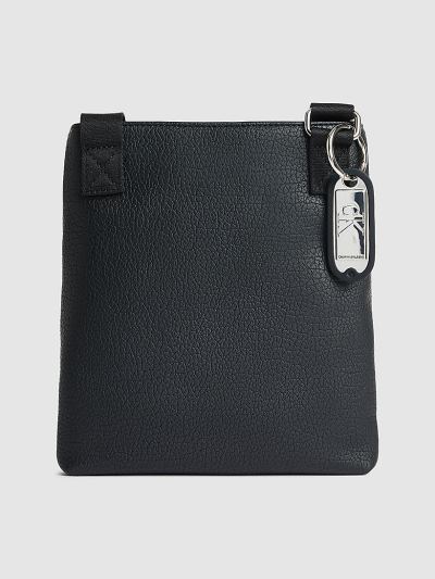 Calvin Klein Táskák & Kiegészítők HU557654 | Calvin Klein Micro Flat Férfi Crossbody Táska Fekete